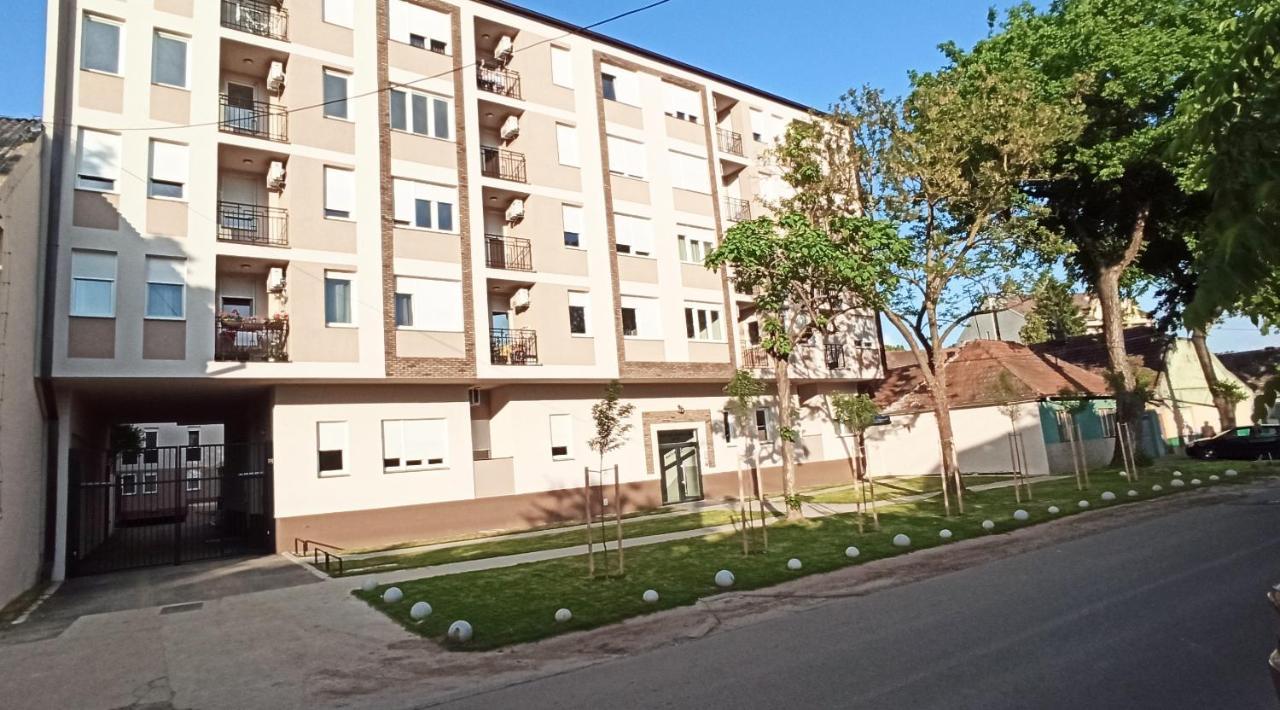 Ferienwohnung Aurora Subotica Exterior foto